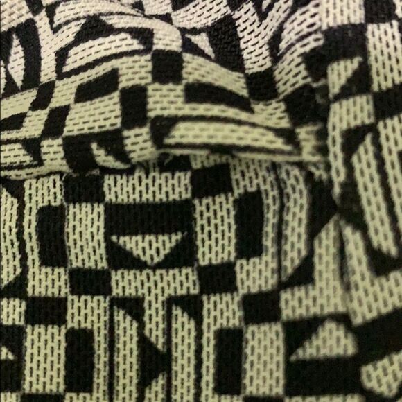 Max Studio V Neck Twist-Front Dress Geometric Print Black Cream Overlay - Picture 15 of 15